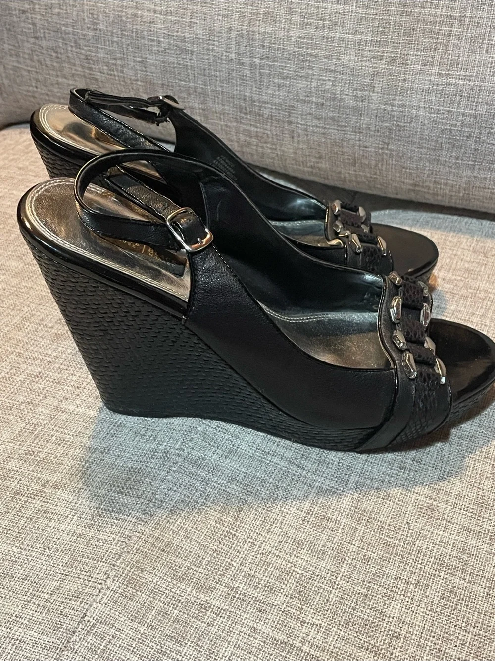 White House Black Market Venice Black Leather Wedge Sandals Women’s Size 8.5